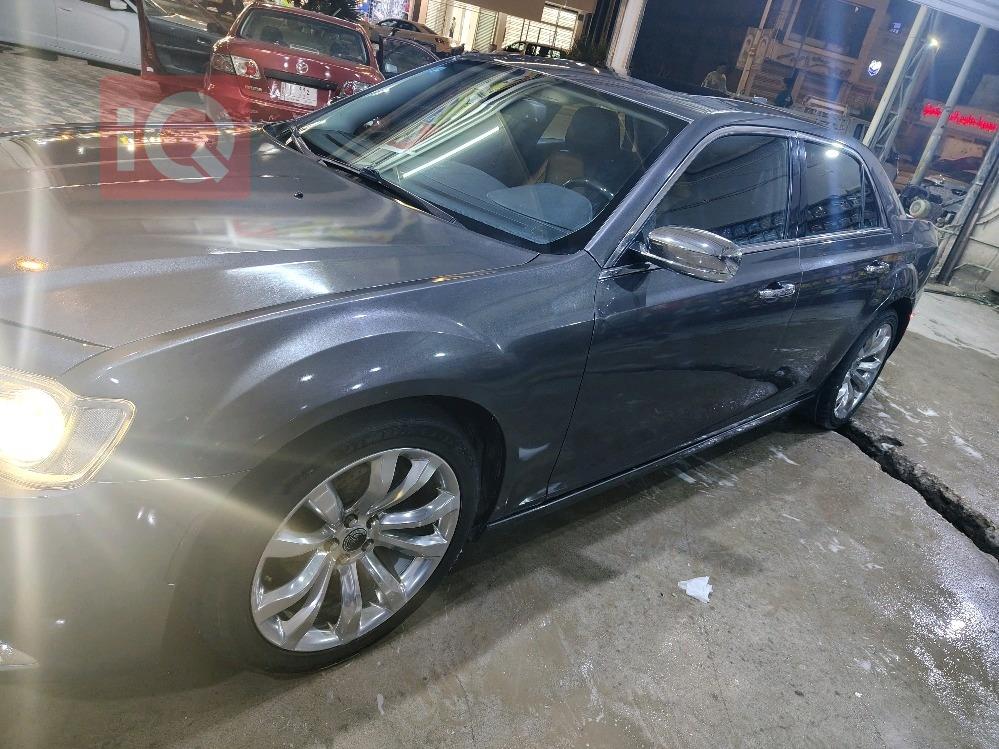 Chrysler 300